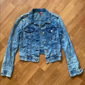 Acid wash jean jacket